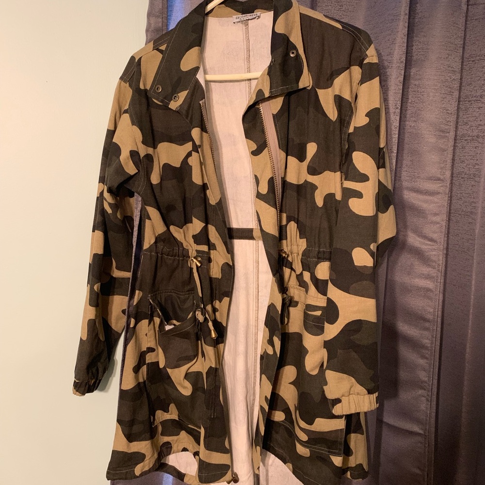 Oversized camo jacket